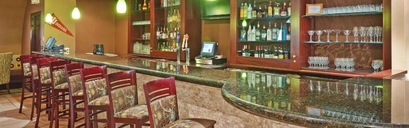 Holiday Inn Bloomington-University Area By Ihg Exterior foto